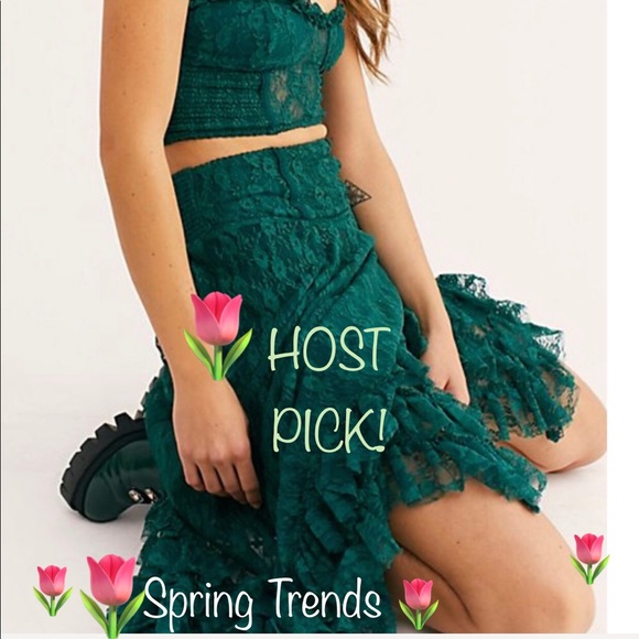 Free People Dresses & Skirts - NWT RARE Free People lacy top and skirt set green